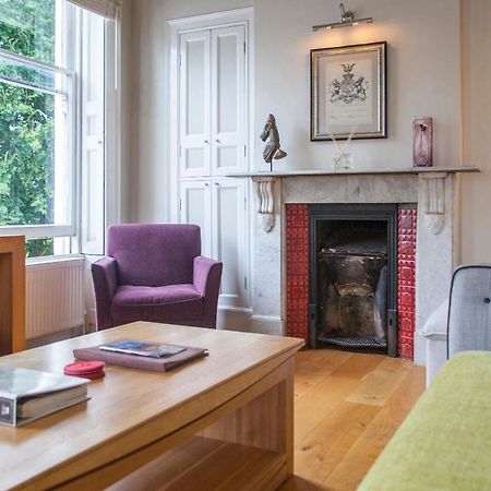 Stunning Spacious Central Apartment Near Parade Gardens Μπαθ Εξωτερικό φωτογραφία