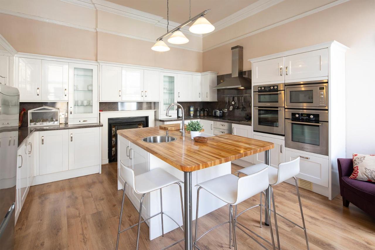 Stunning Spacious Central Apartment Near Parade Gardens Μπαθ Εξωτερικό φωτογραφία