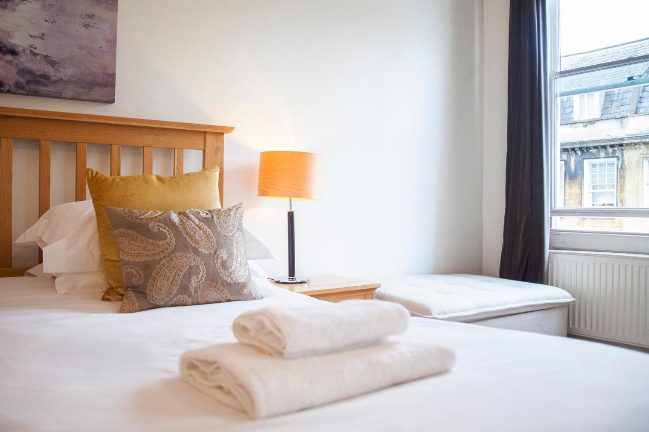 Stunning Spacious Central Apartment Near Parade Gardens Μπαθ Εξωτερικό φωτογραφία